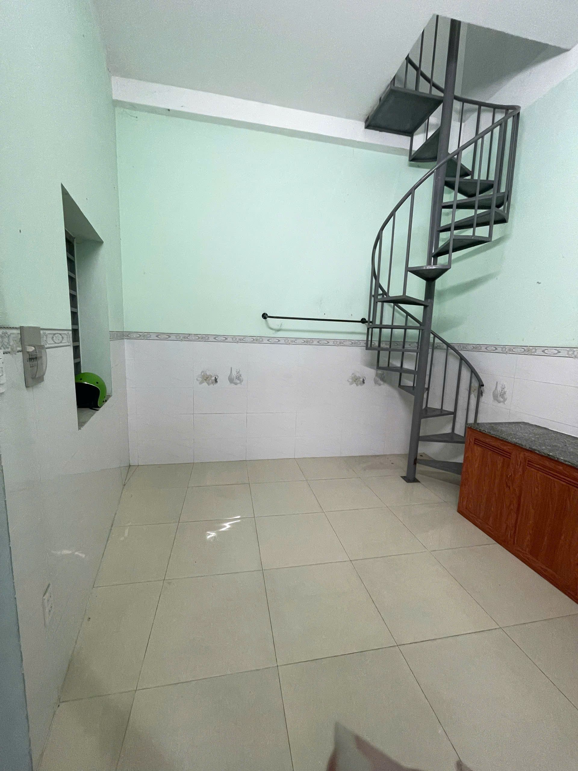 Cho thuê nhà phường Linh Trung cũ (gần trường Đại học Nông Lâm Thủ Đức)