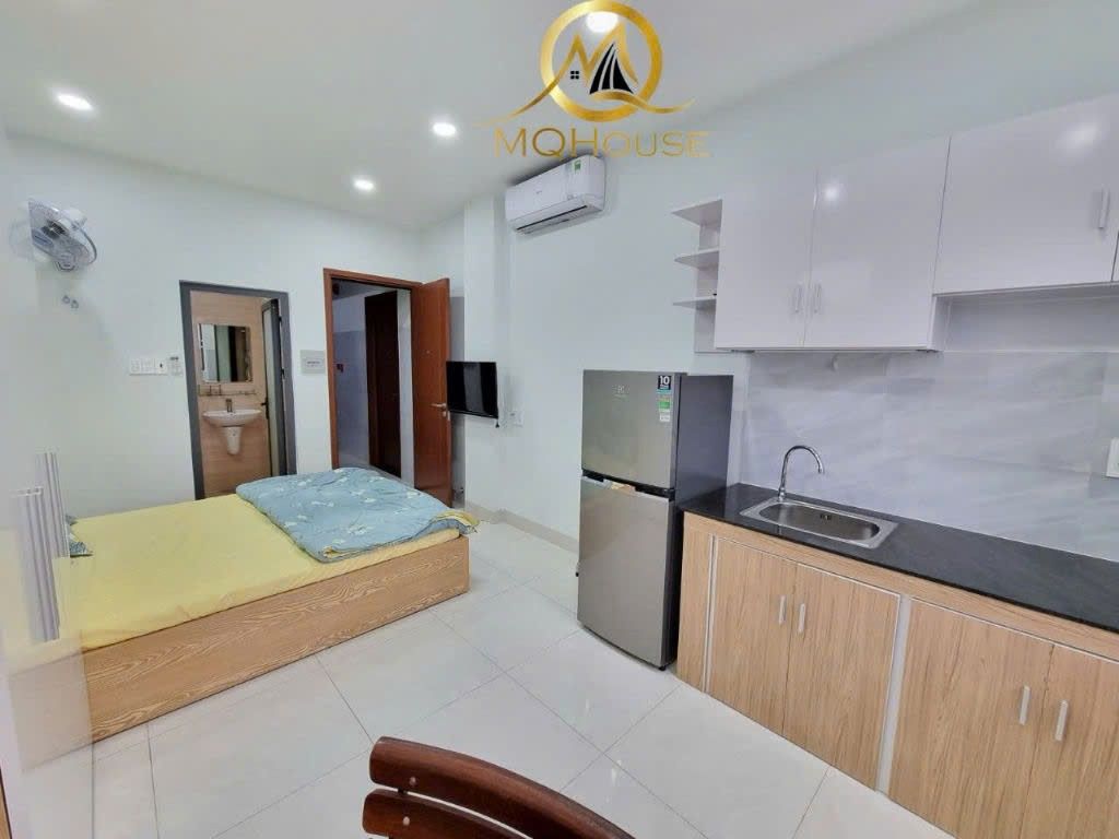 Căn hộ studio ban công ngay etown cộng hòa khu k300