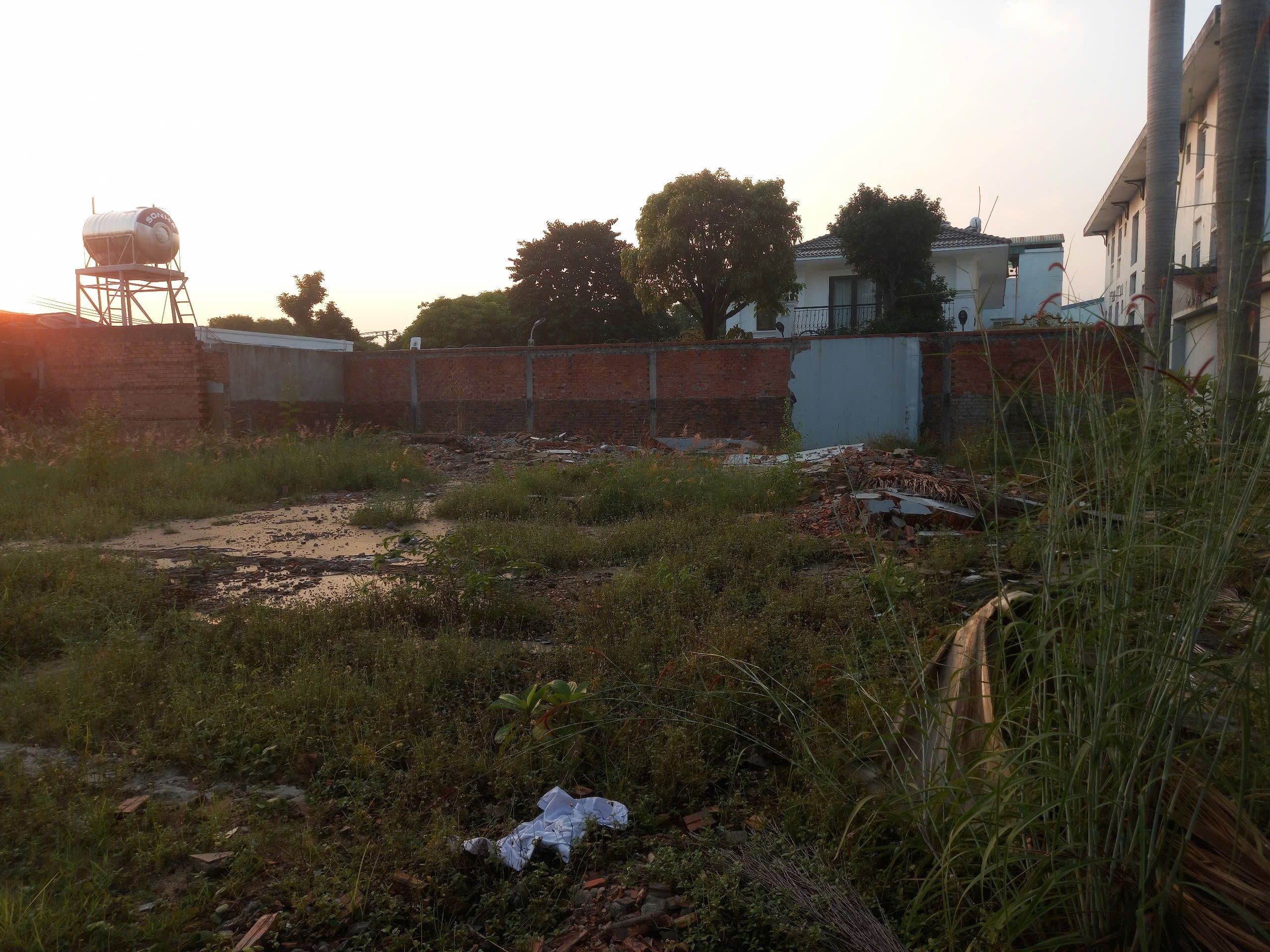 Cần cho thuê lâu dài lô đất 800m2 120tr/th mặt tiền Nguyễn Văn Bá (Ngay tuyến Metro), TP.Thủ Đức