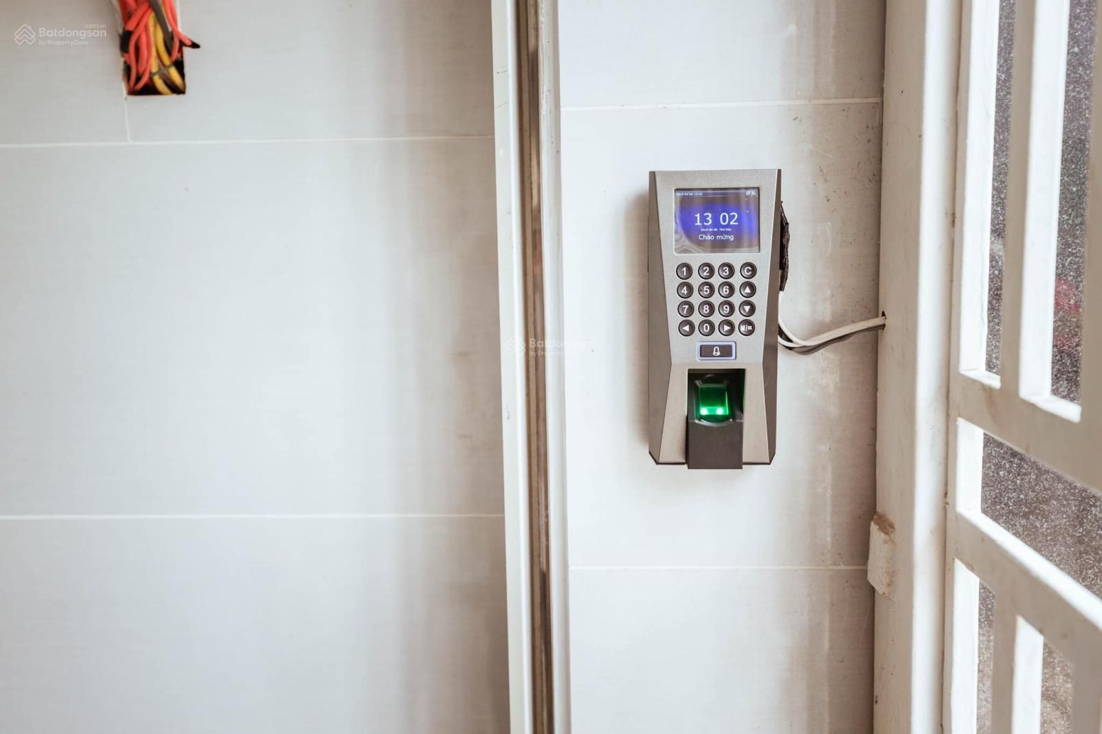 KTX thang máy tại trung tâm Quận 10, cách 5p qua Sư Vạn Hạnh, trường Bách Khoa, 3/2, giá 1 tr 3/th