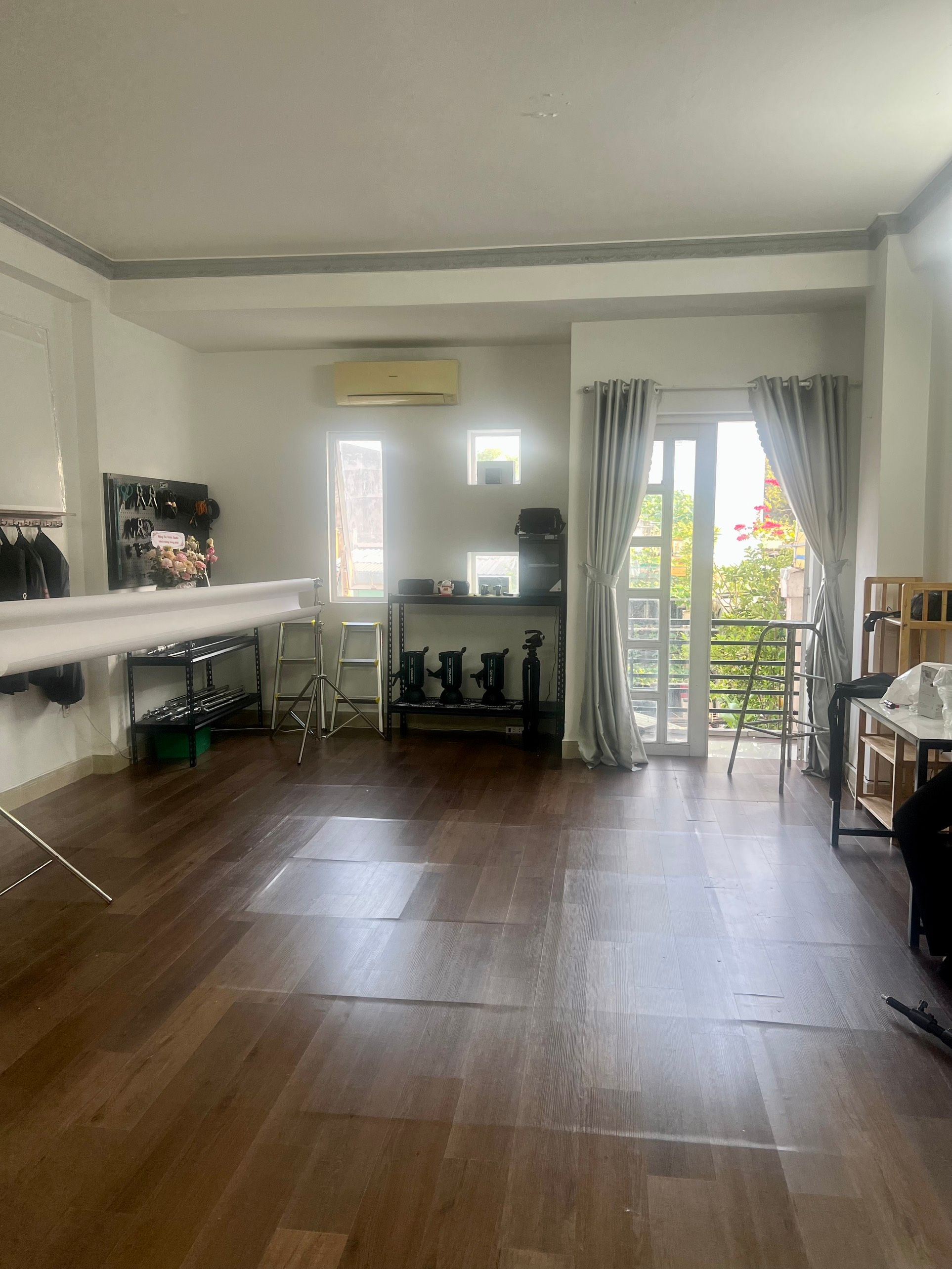 Cho thuê căn hộ mini 40m2 ngay cầu Bông Bình Thạnh