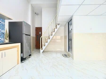 CĂN HỘ DUPLEX GẨN BỜ KÈ HOÀNG SA, NGAY CHỢ PHẠM VĂN HAI.