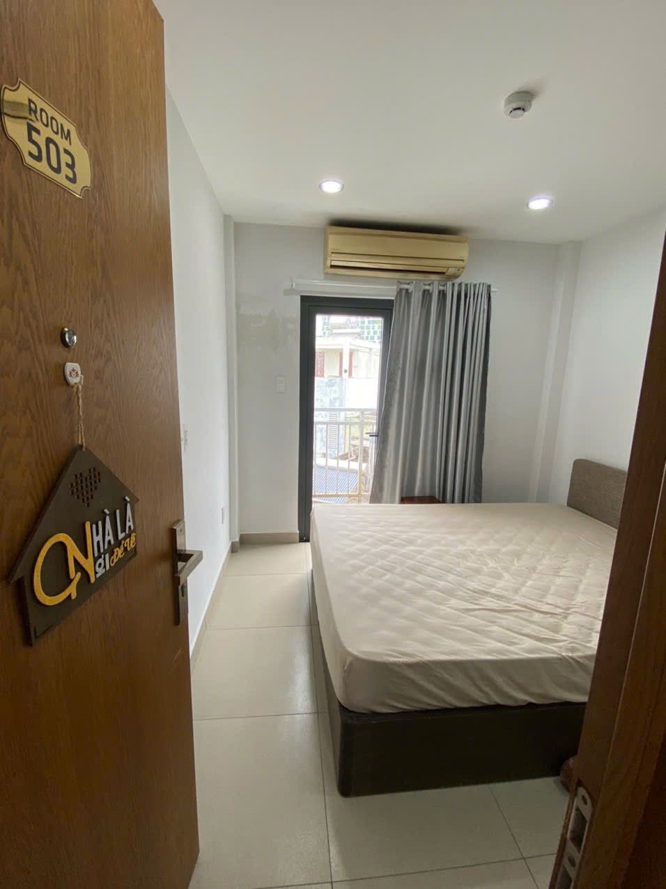 Studio ban công, full nội thất, thang máy quận Tân Bình