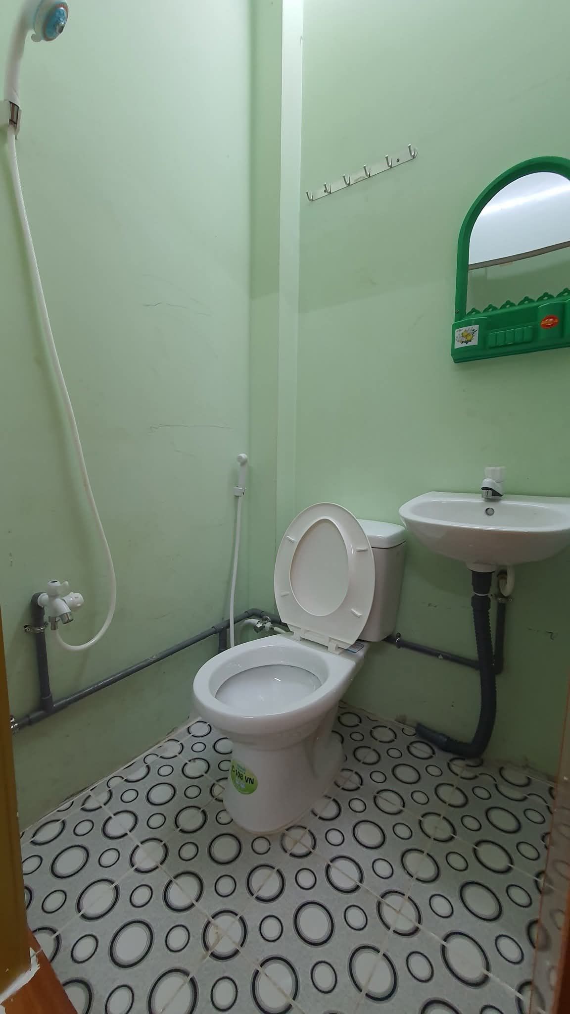 phòng trong nhà nguyên căn giá rẻ ngay đỗ xuân hợp