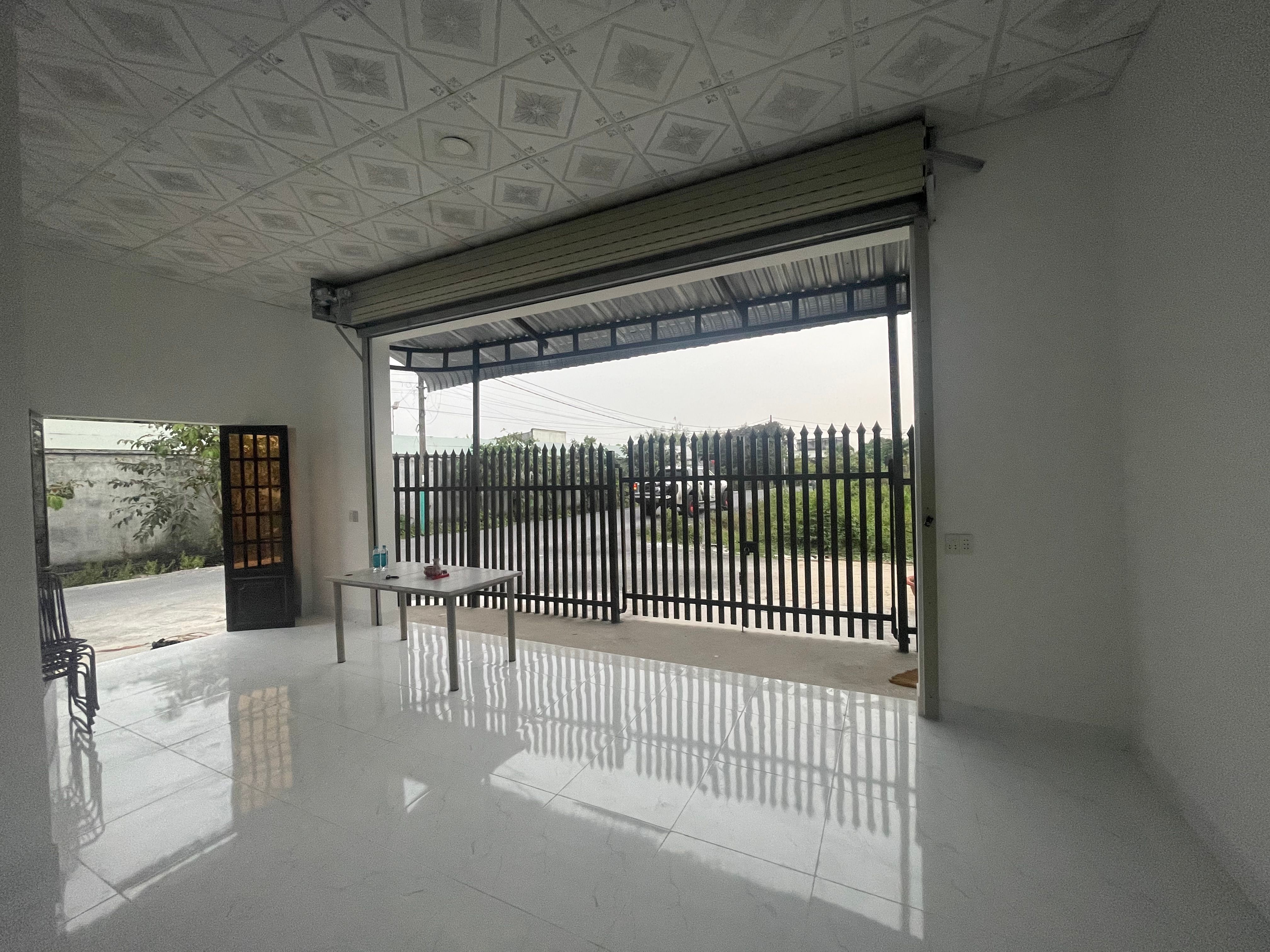 Nhà 2 mặt tiền, 124m2, 3 phòng ngủ, 1 phòng khách, 1 phòng bếp
Phước Hiệp, Củ Chi