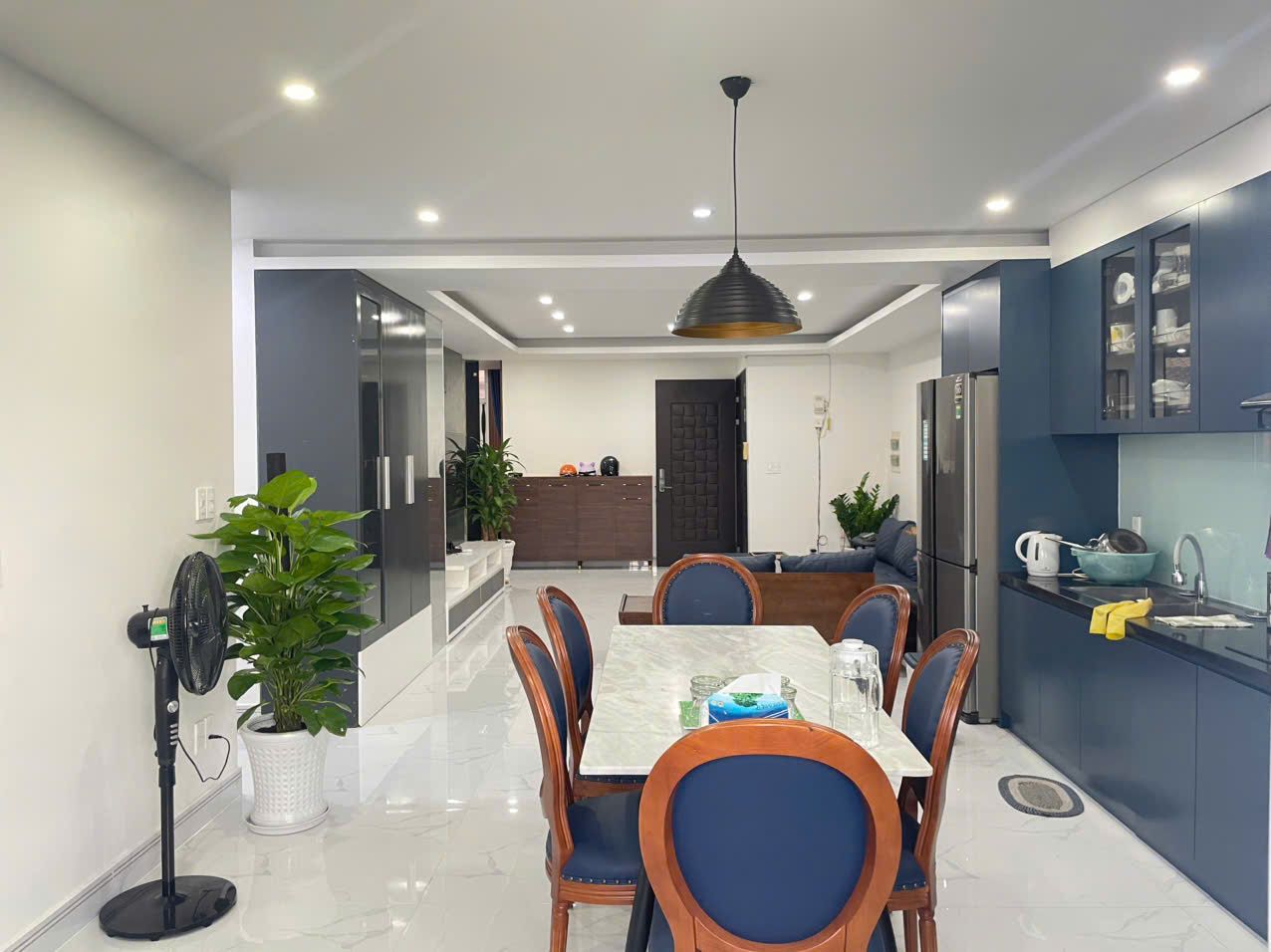 Share phòng trong căn hộ chung cư 150 m2 ở Bình Tân, gần Đầm Sen, Tân Phú