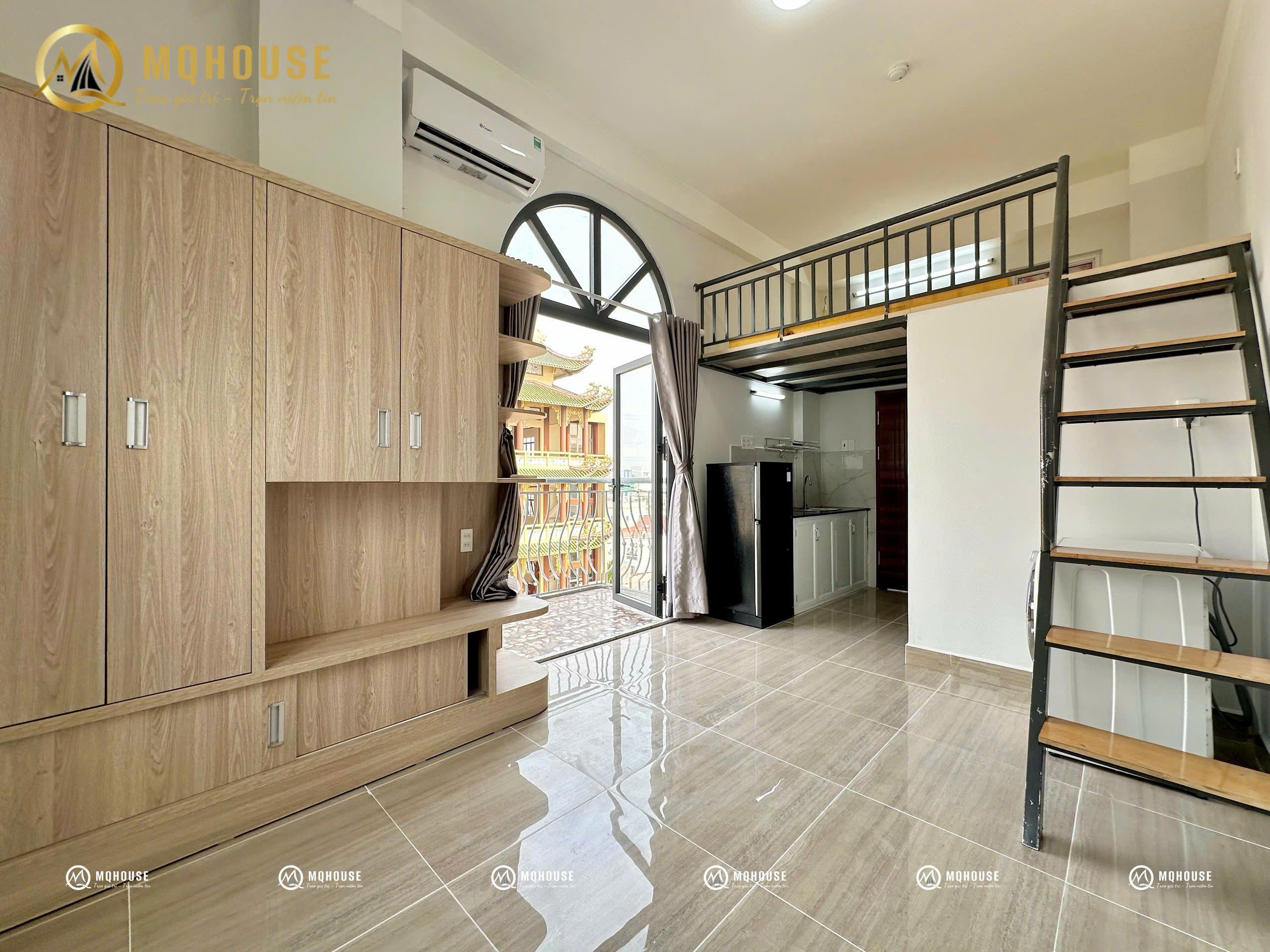Căn hộ DUPLEX ban công ngay VHU Tân Phú, chỉ 5 triệu 8