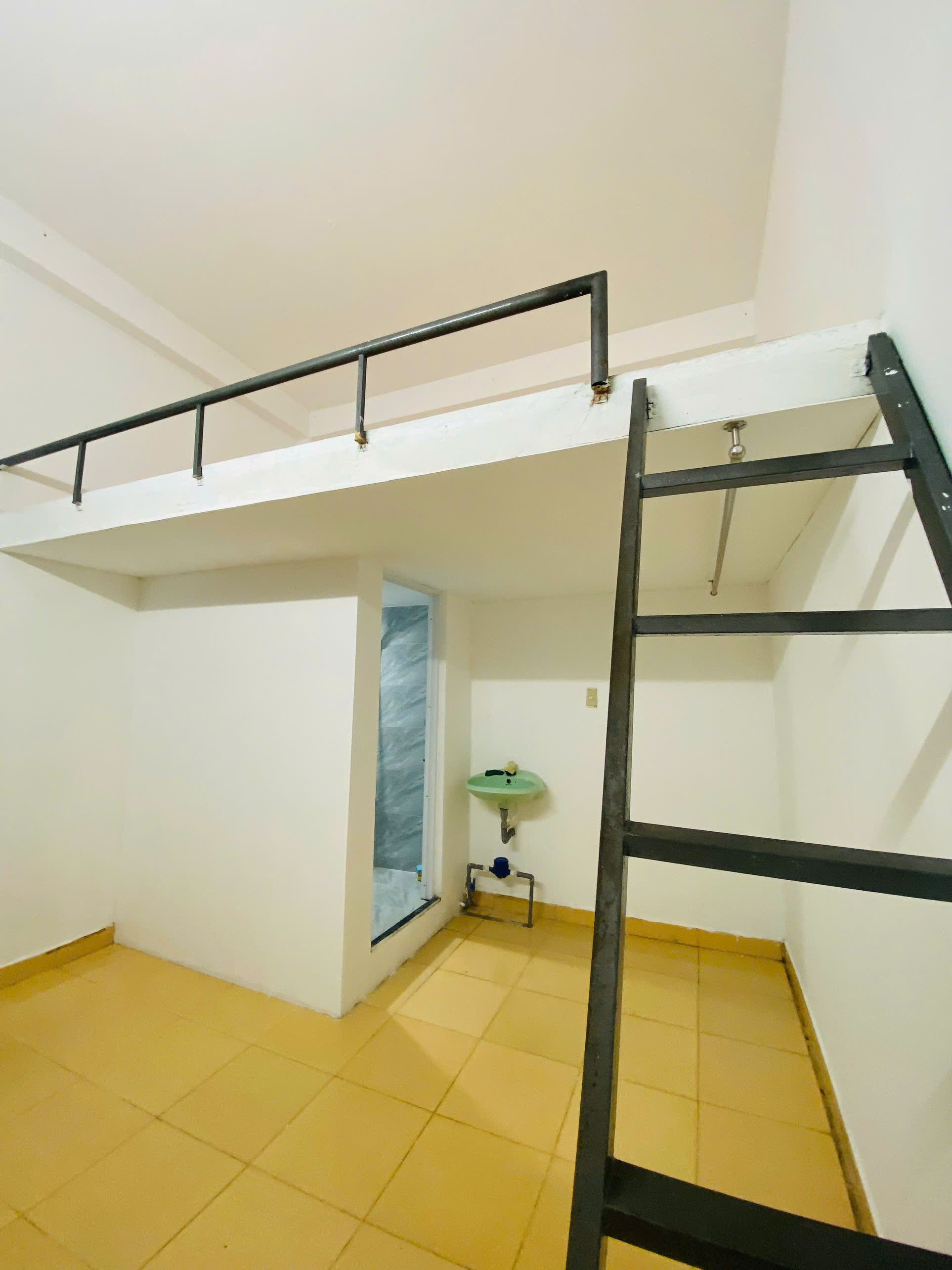 CHO NAM SINH VIÊN THUÊ PHÒNG GÒ VẤP