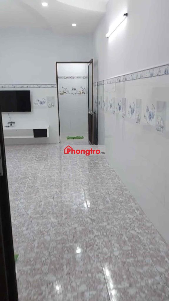 Nhà mới trệt 1 lầu, dt 3x10m, hẻm ba gác Trần Hưng Đạo Q1 thông thoáng