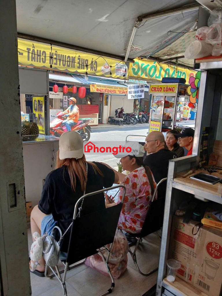 Cần sang mặt bằng đông đúc thuận tiện kinh doanh