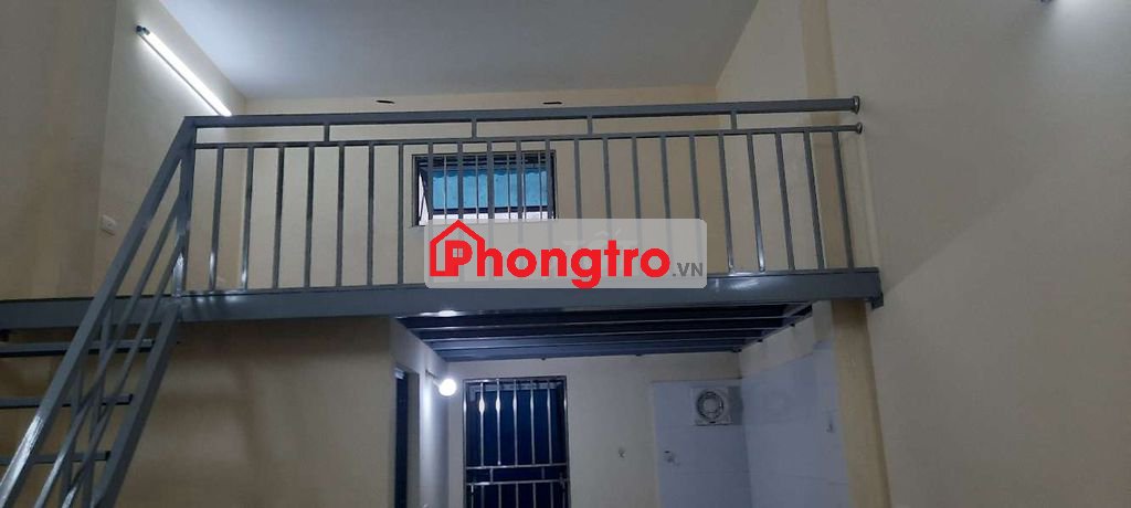 Chính chủ cho thuê ở Bằng B (Linh đàm), khép kín, có gác cao, đủ đồ.