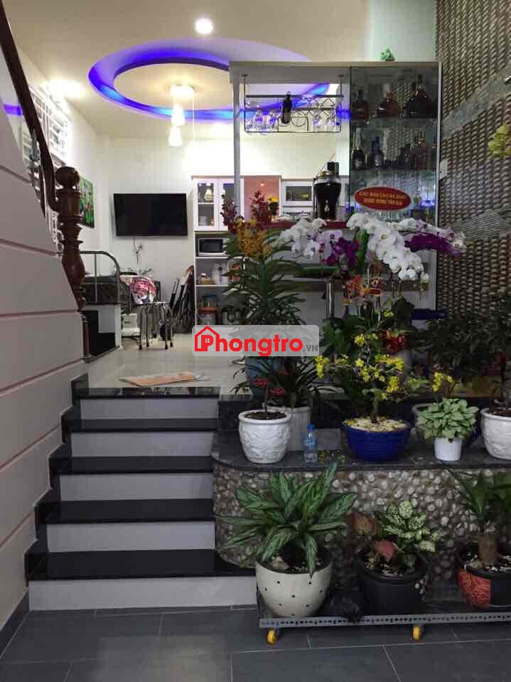 Nhà khu Phan Xích Long gần BV Hoàn Mỹ , 3 lầu 4 phòng ngủ