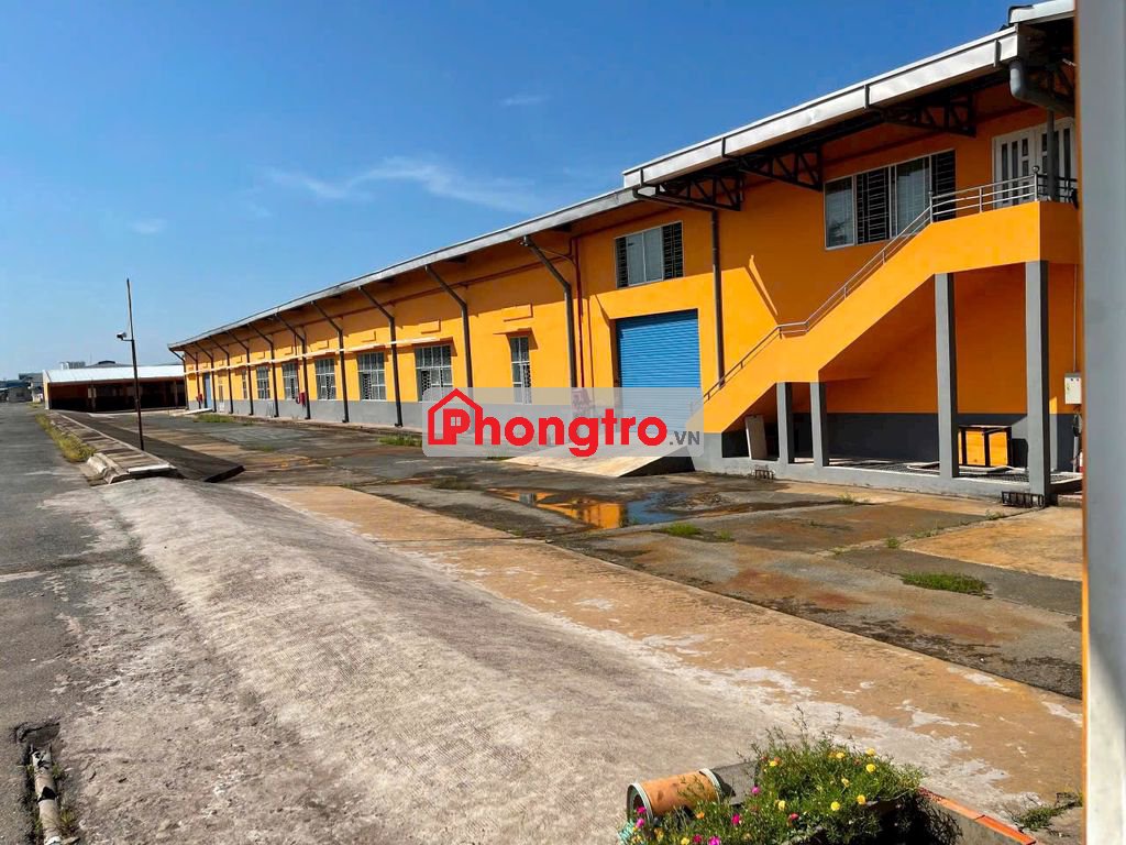 Cho thuê xường cạnh kcn đức hòa 3 Long An