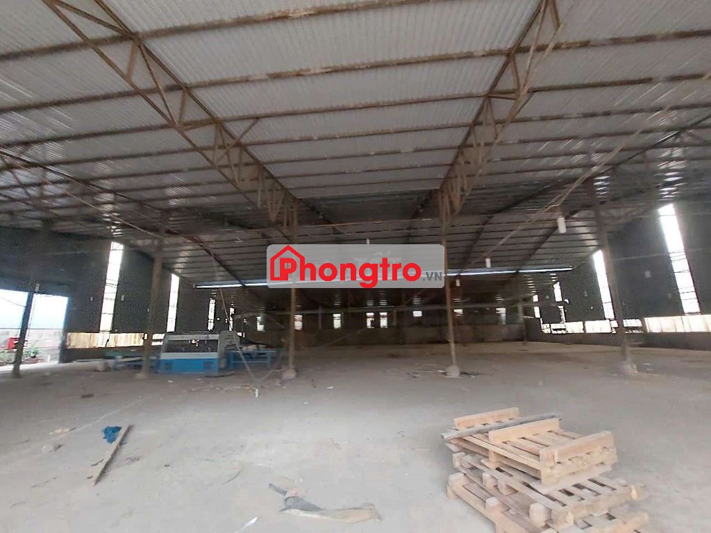 Cho thuê xưởng diện tích 2300m2 .Giá 60 triệu,Sản xuất đa nghề