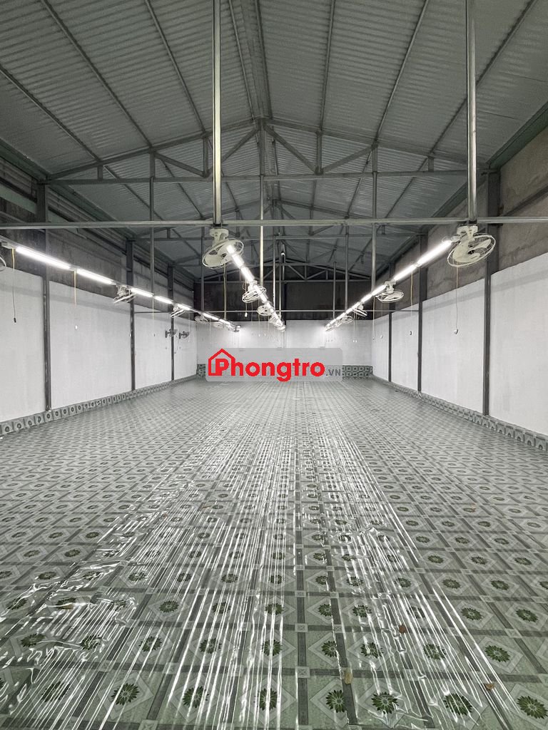 KHO XƯỞNG 300M2 NGAY CỔNG KHU CÔNG NGHIỆP TÂN ĐÔNG HIỆP B
