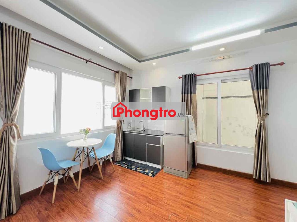 Phòng CHDV Phú Nhuận có ban công thang máy 30m2