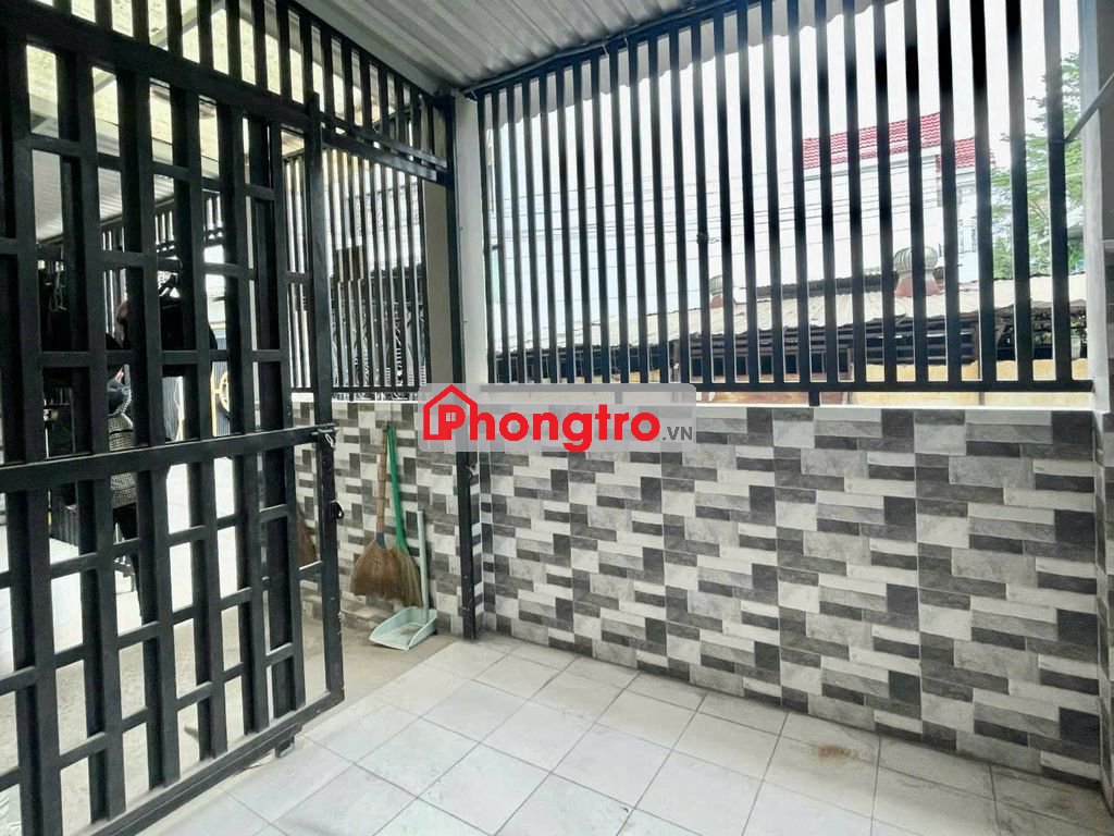 Cuối tháng e cần pass p y hình