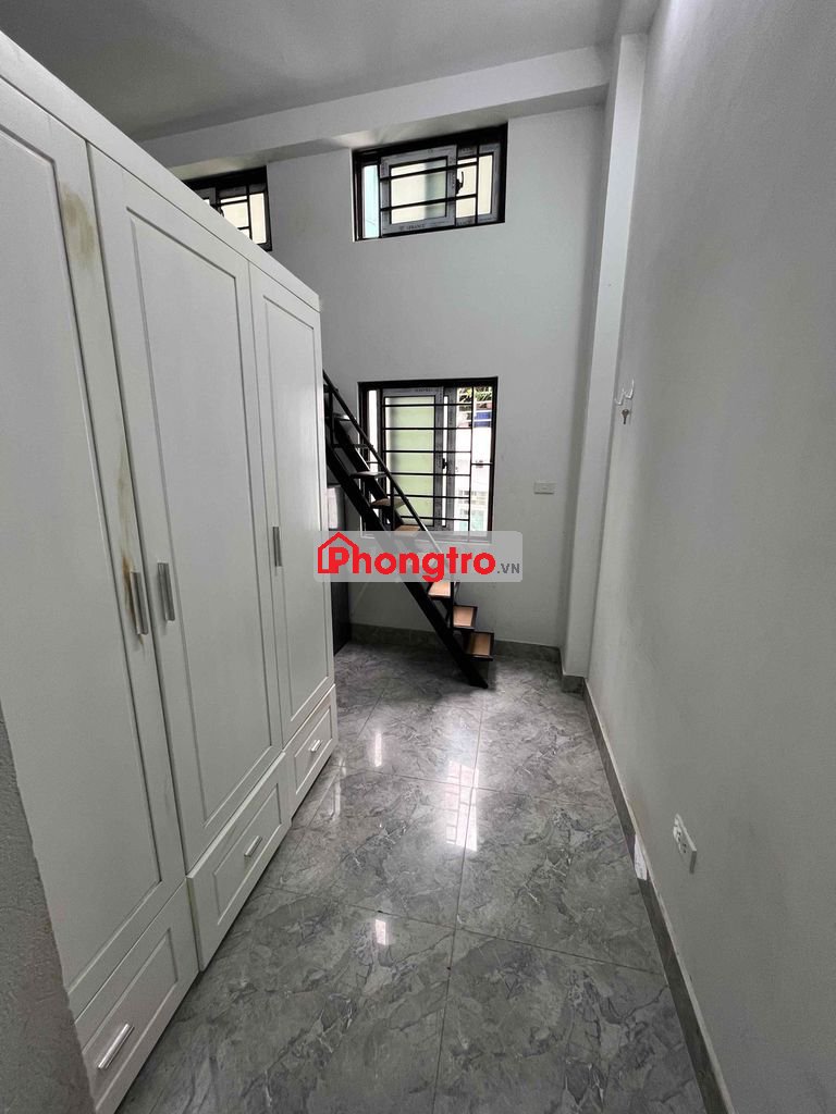 1 phòng *** có thang máy tại 322 mỹ đình, ko giới hạn người và xe