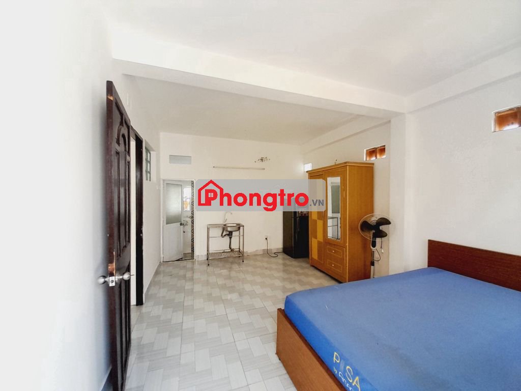 CC cho thuê p có cửa sổ,Sân Thượng "ĐƯỜNG HOÀNG HOA THÁM - BÌNH THẠNH"