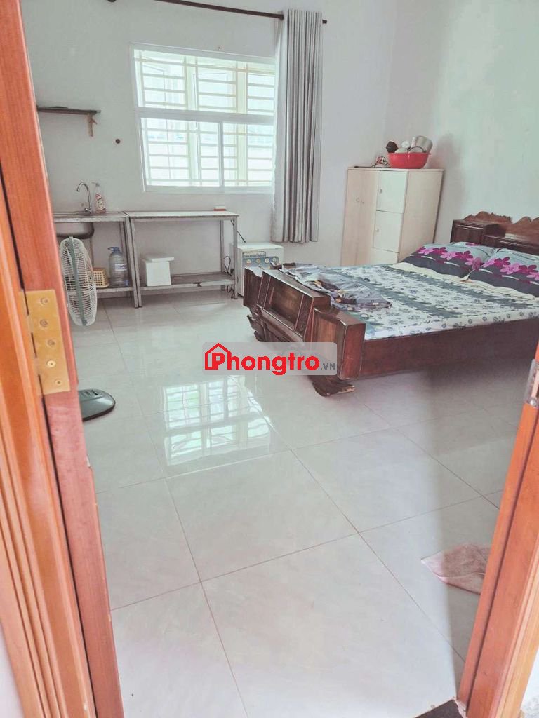 Phòng trọ đầy đủ nội thất-25m2- Đầu cầu Quang Trung- không ngập