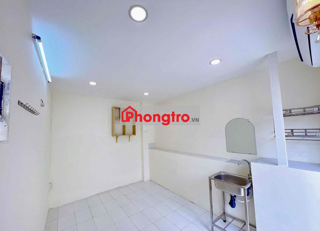 PHÒNG TRỌ ĐÃ LẮP SẴN MÁY LẠNH MỚI GẦN NGÃ TƯ NƠ TRANG LONG & NGUYỄN XÍ