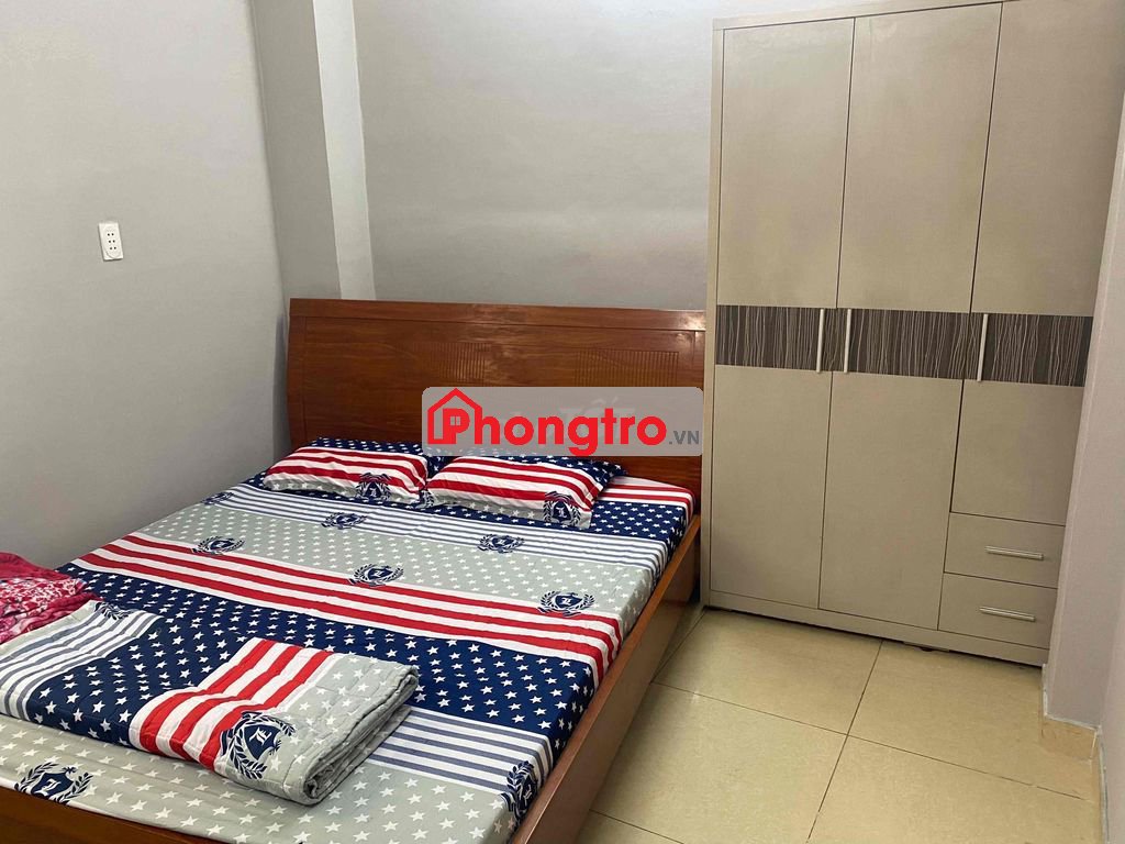 Phòng lầu 2 , 17m2 đường Ngô gia tự quận 10 , nội thất, máy lanh