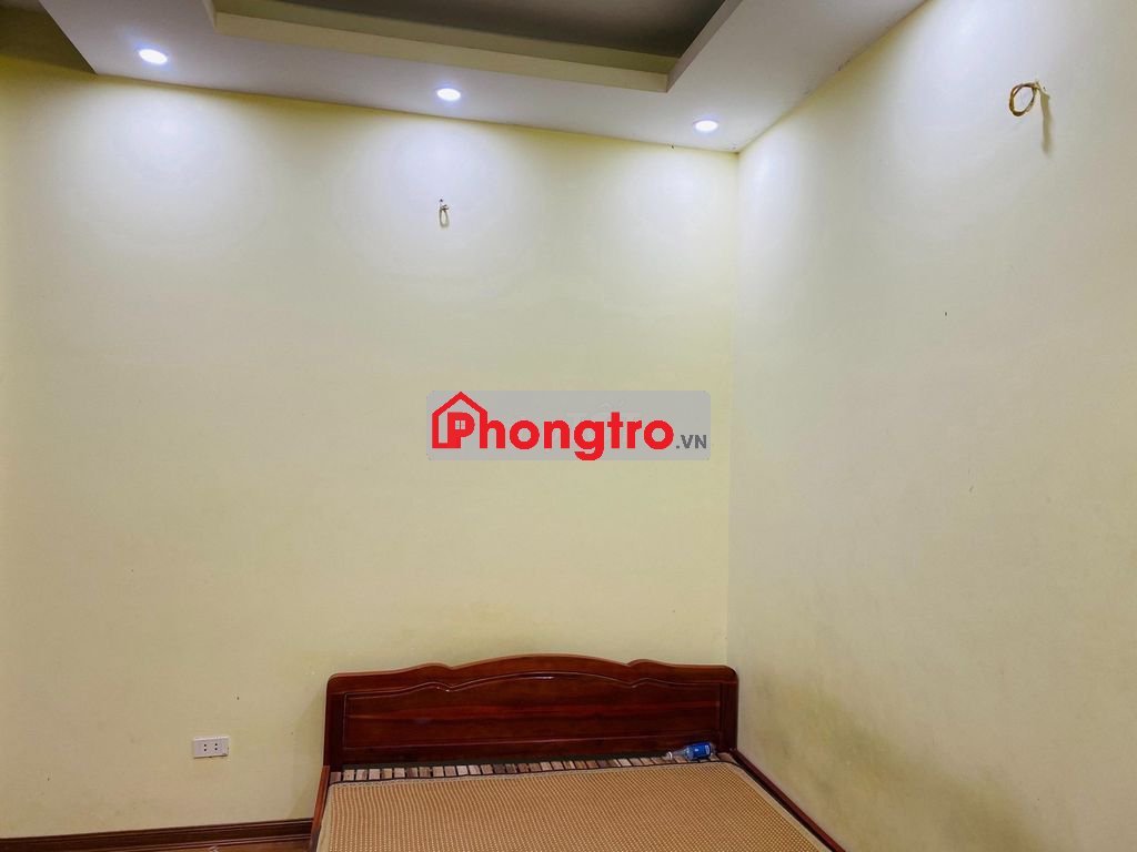Phòng trọ 20m2 khép kín 19/615 Lĩnh Nam 2tr2
