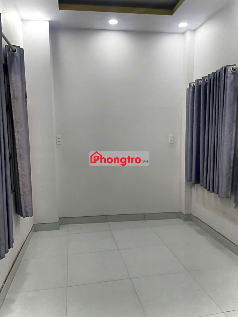 cho thuê phòng trống Lê Đức Thọ + máy lạnh + wc riêng giờ giấc tự do