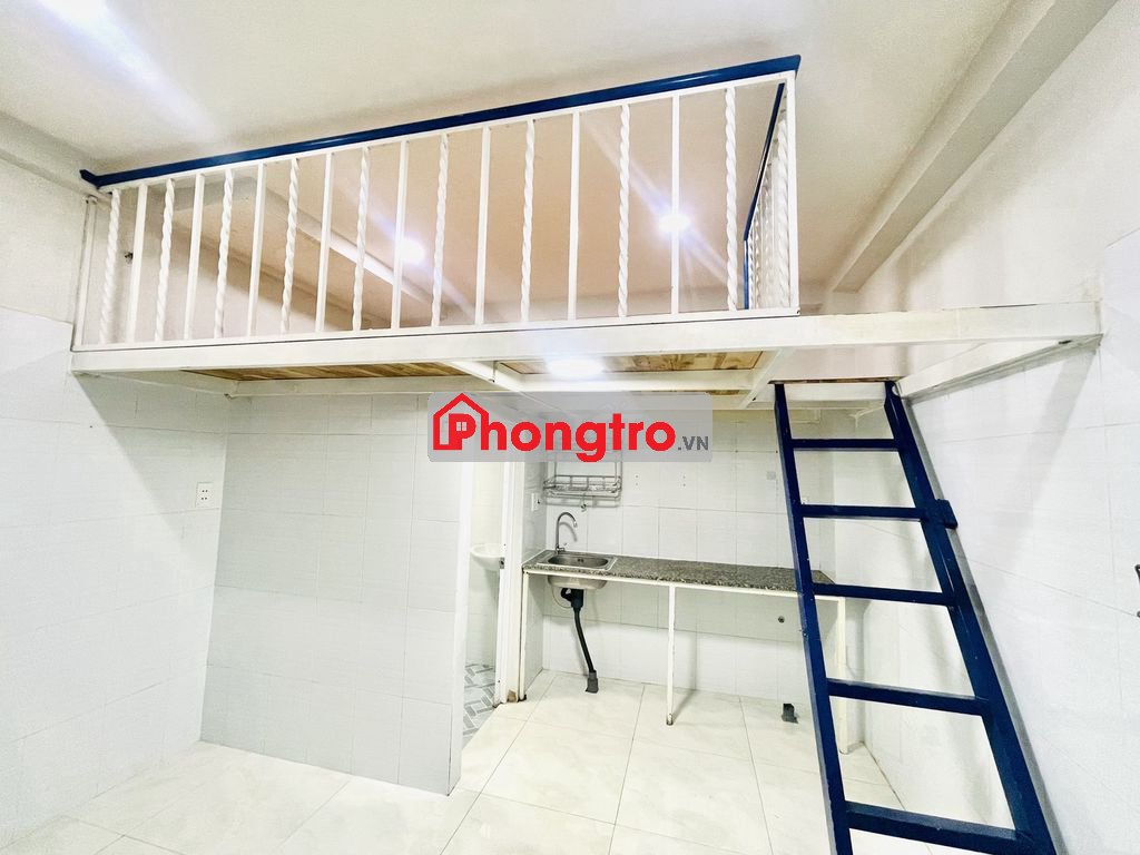 cho thuê phòng NGAY ĐH NGÂN HÀNG VÀ SPKT có thang máy nhà xe rộng