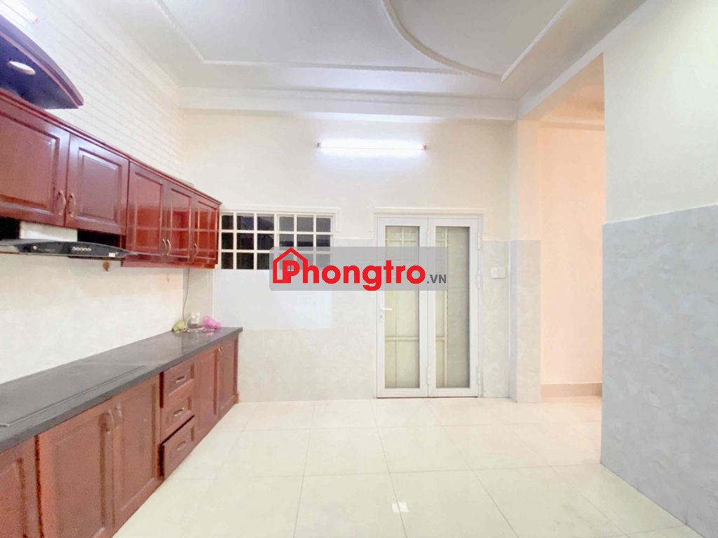 Phòng rộng có bếp nấu ăn