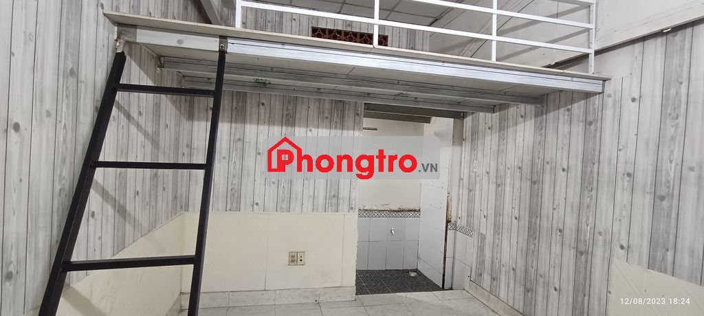 Phòng trọ đường Lô Tư Bình Tân có gác, có máy lạnh, yên tĩnh, an ninh.