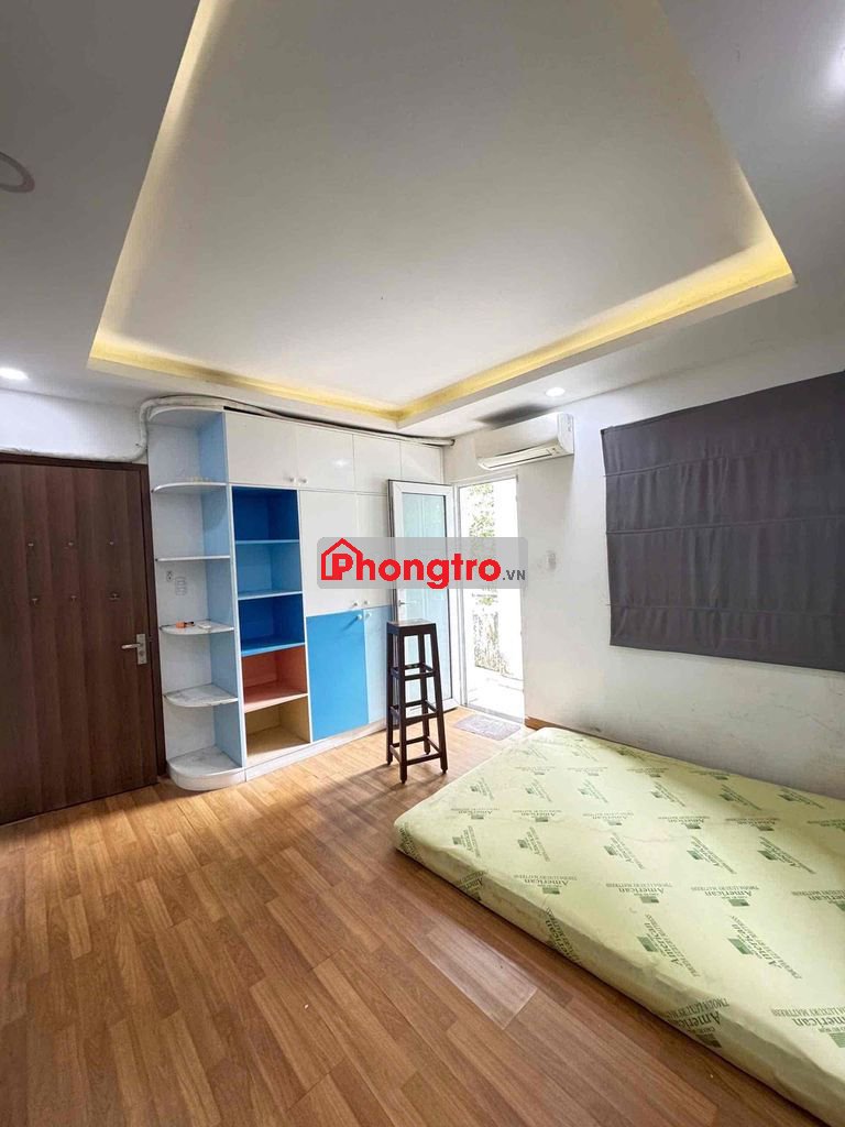 2 Phòng ngủ. ban công full nội thất.