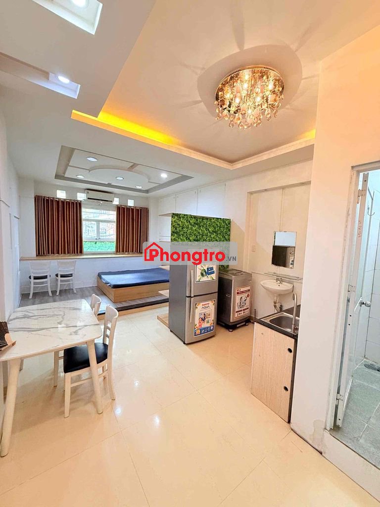 TRỐNG SẴN CĂN PHÒNG FULL NỘI THẤT . CÓ CỬA SỔ LỚN THOÁNG MÁT 🔥🔥