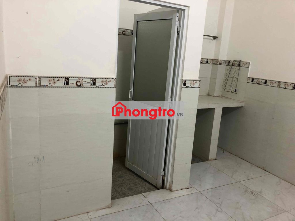 Cho thuê phòng trọ gần chợ Hóc môn, cách chợ 300m