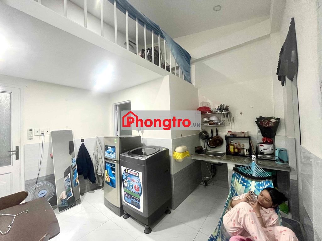 PHÒNG TRỌ BAN CÔNG RIÊNG GIÁ RẺ SẲN MÁY LẠNH- MỚI XÂY- FREE XE ĐẸP