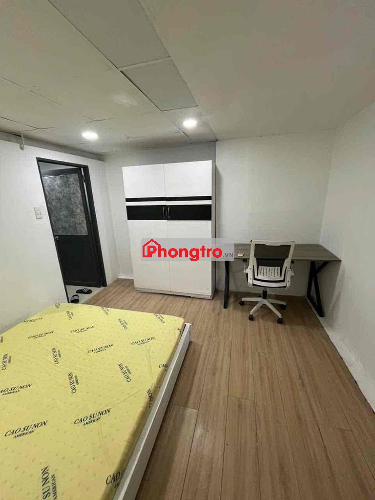 Căn hộ 2PN đủ nội thất Quận 1 giá siêu rẻ