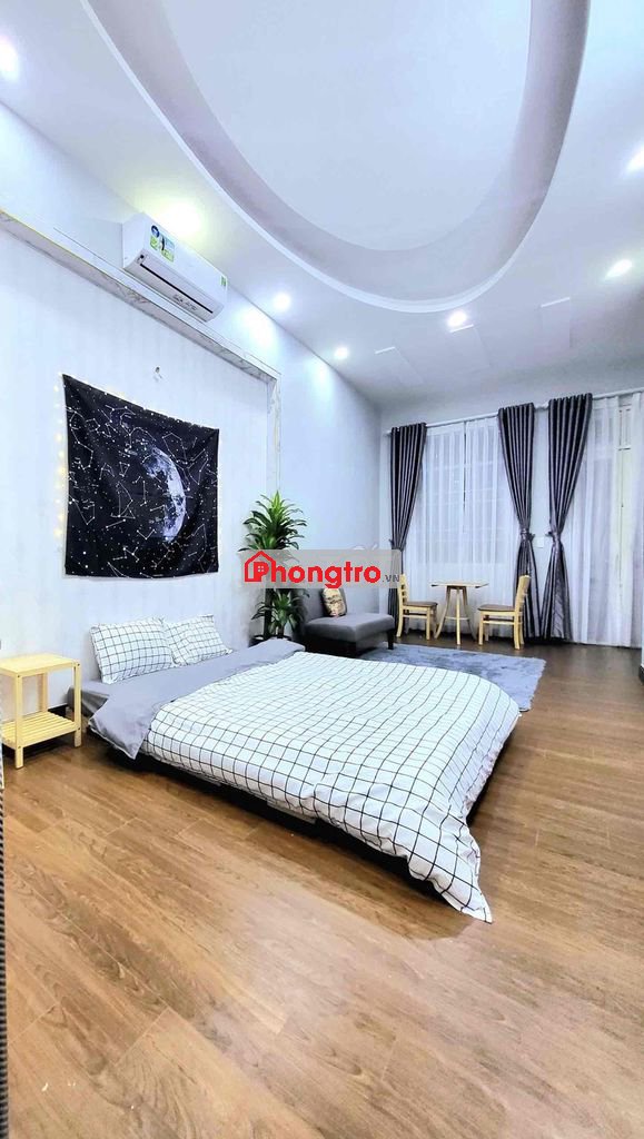 Phòng rộng cho thuê ngay trung tâm Bãi trước