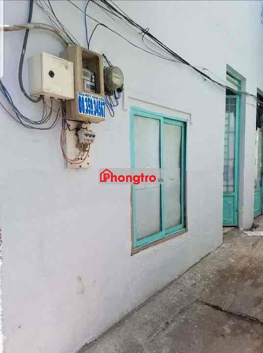 phòng 12m2, hẻm 435 huỳnh tấn phát.Q7