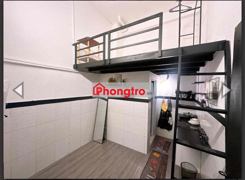 Còn 1 phòng giá 1tr9. có kệ bếp , máy lạnh, bảo vệ….