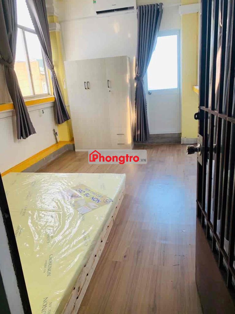 Phòng full nội thất trung tâm quận 3