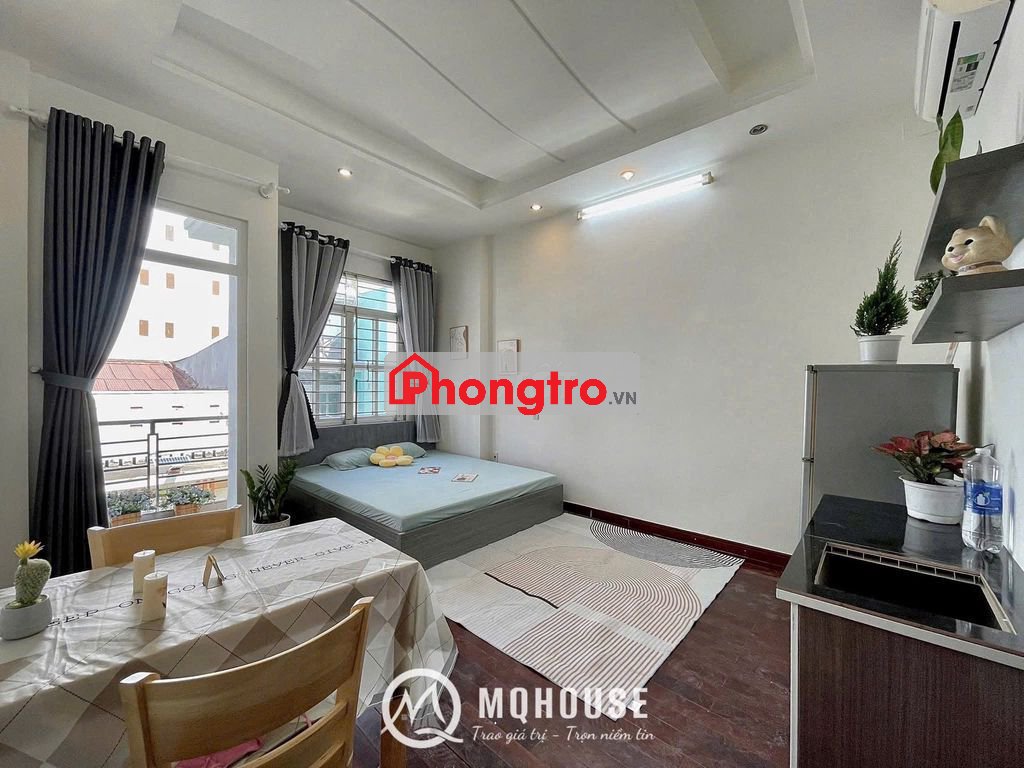 TRỌ GẦN CHỢ BÀ CHIỂU BAN CÔNG THOÁNG SÁNG Ở HOÀNG HOA THÁM BÌNH THẠNH