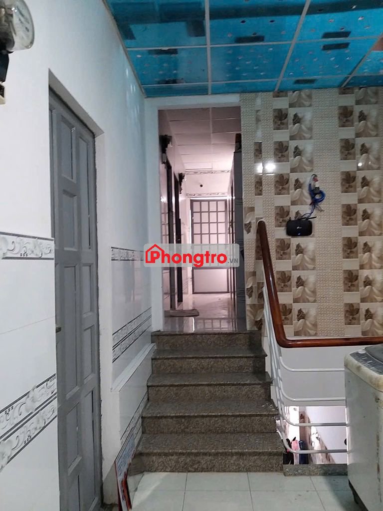 Phòng đầy đủ nội thất cao cấp