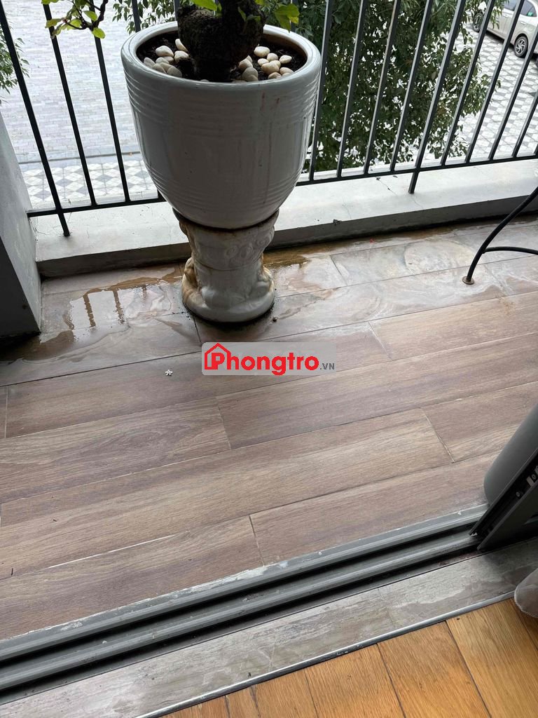 phòng có gác xép khép kín 25m