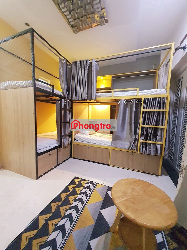 Chốt deal chiếc giường KTX cao cấp giữa lòng Quận 10. BAO Tất tần tật