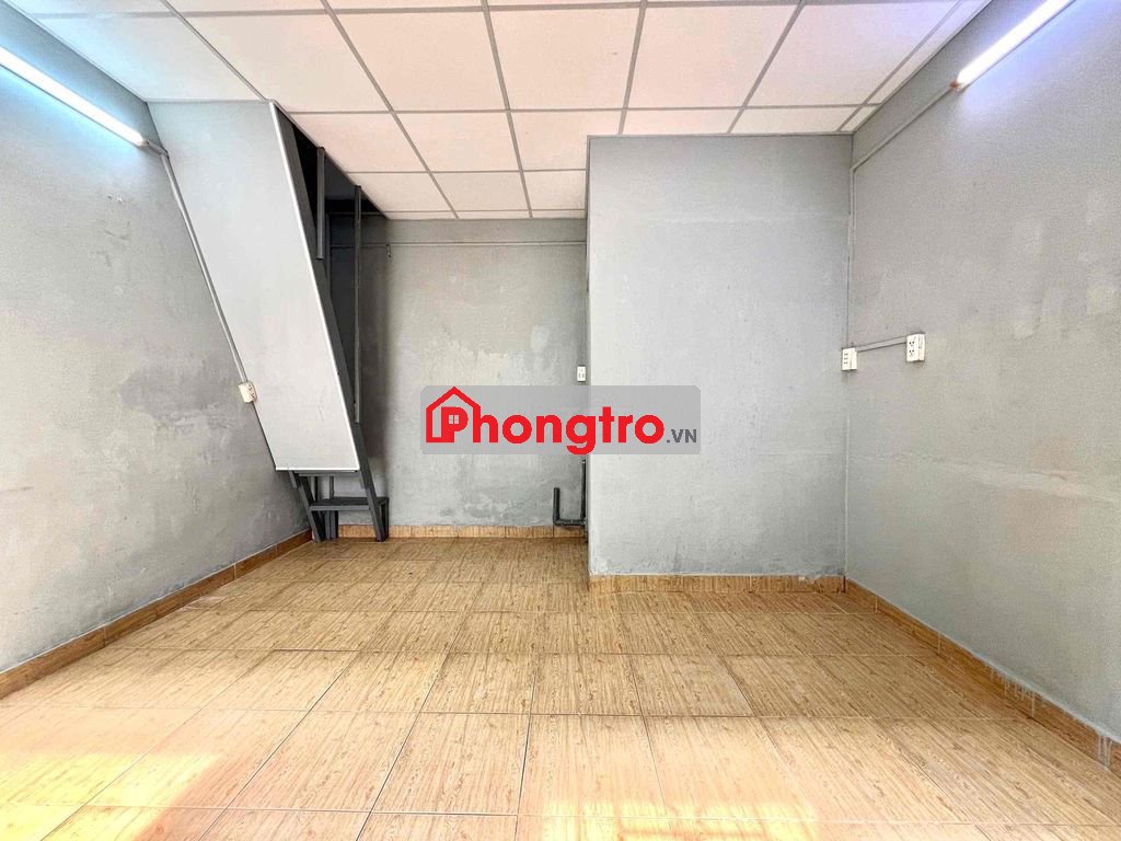 kiot có thể làm mặt bằng kinh doanh, mặt tiền đường phạm hùng