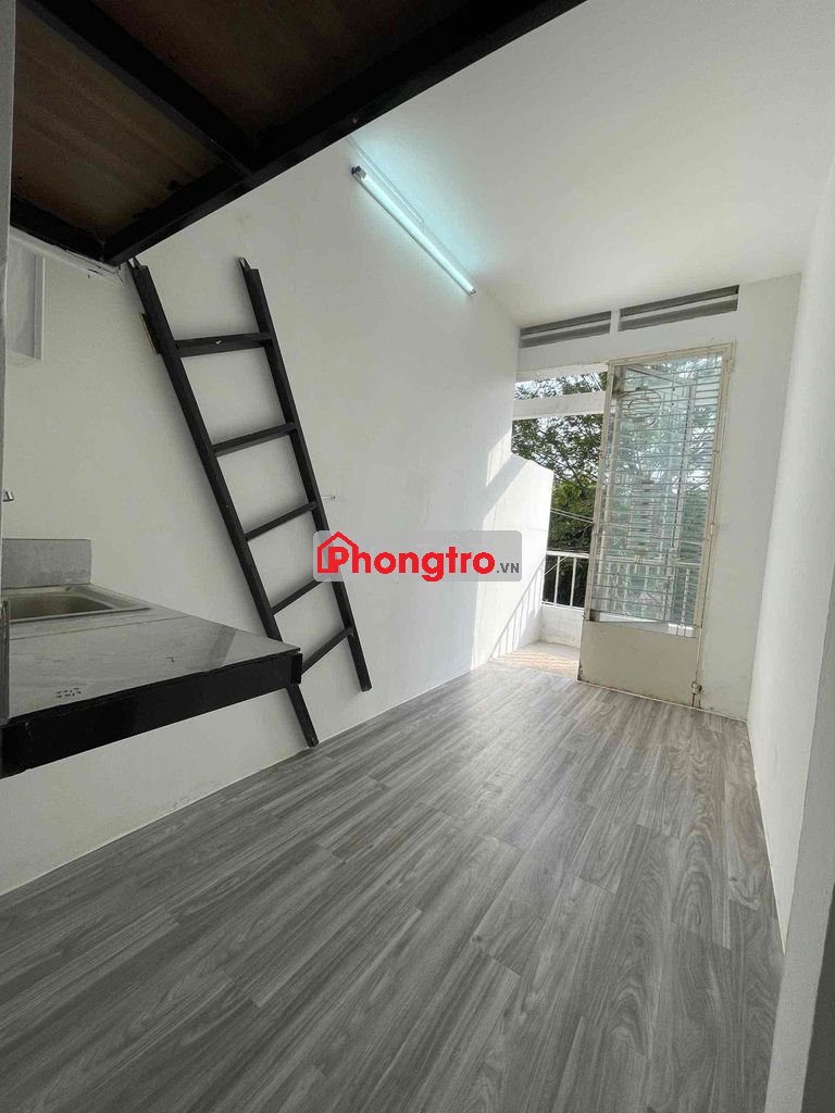 Phòng Bancol Có Gác Ngay Bàu Cát 4 -VHU