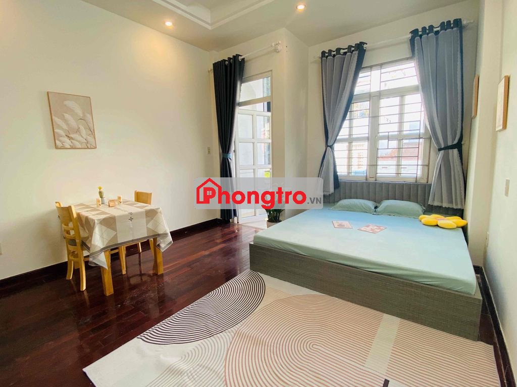 Phòng Ban Công Full Nội Thất Trung Tâm Tân Bình