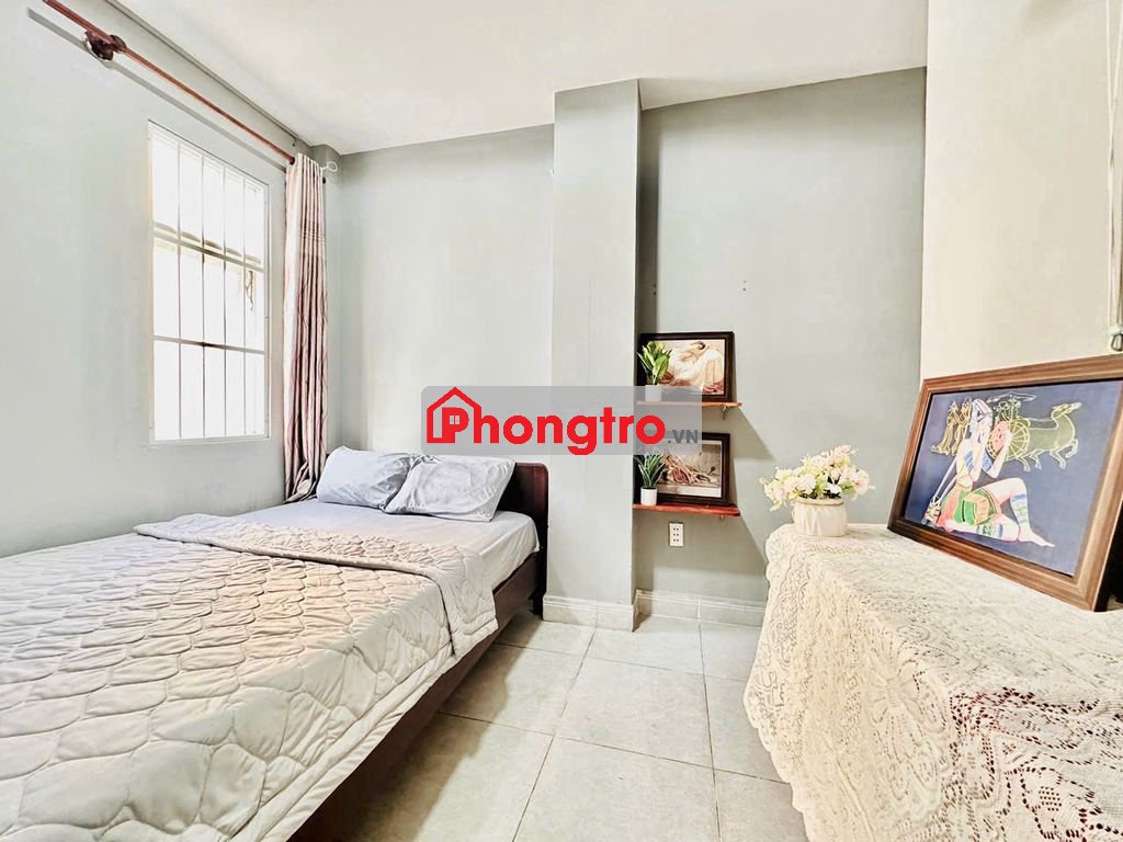 Phòng Full Tiện Nghi-Thoáng Mát-Cách Bãi Sau 400m