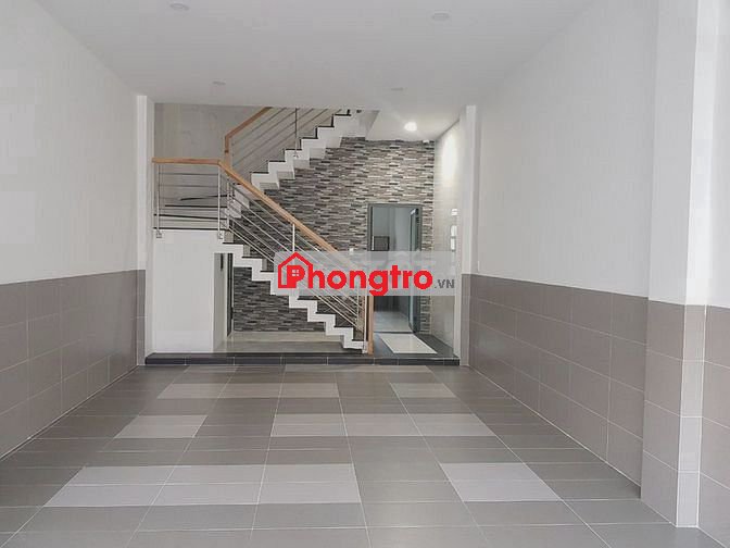 Phòng mới xây Cách bến xe Quận 8 chỉ 500m, gần siêu thị Co-op, Winm