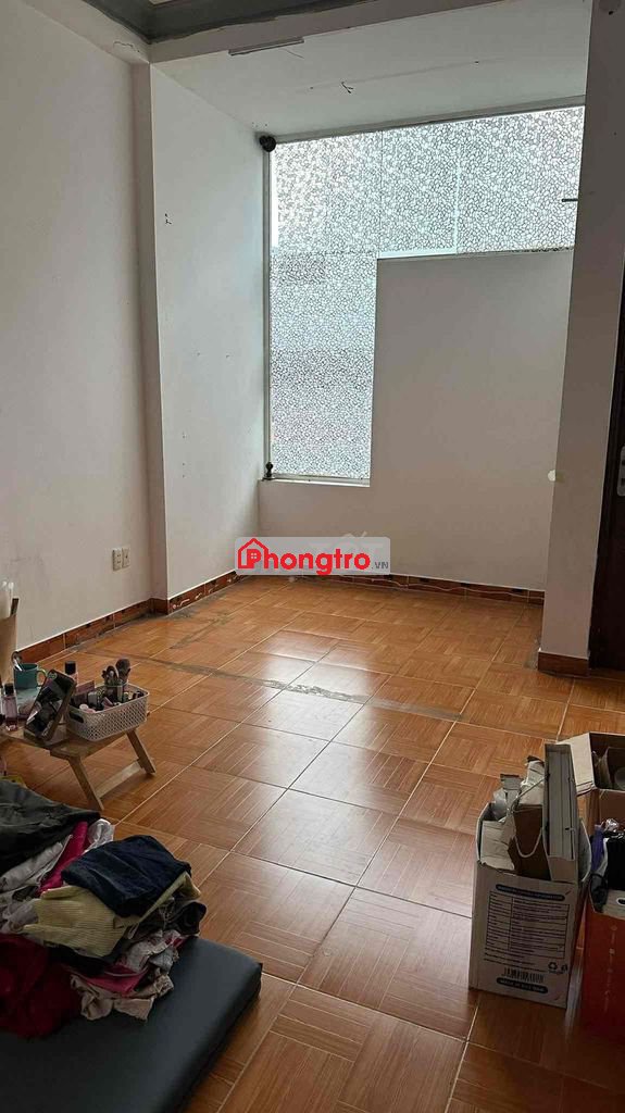 Phòng trọ 30m2 đường Thoại Ngọc Hầu, Tân Phú